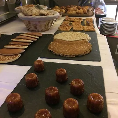 Hotel Logis Restaurant Le Lascaux 3*