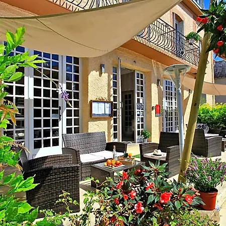 Logis Restaurant Le Lascaux 3*